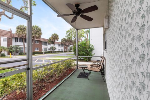Condominio en venta en Lauderhill, Florida, 2 dormitorios, 101.08 m2 № 2175808 - foto 5