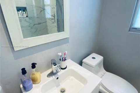 Casa en venta en Miami, Florida, 3 dormitorios, 106 m2 № 1842834 - foto 9