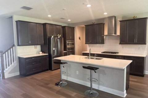 House in Fish Hawk, Florida 5 bedrooms, 315.59 sq.m. № 2105979 - photo 5