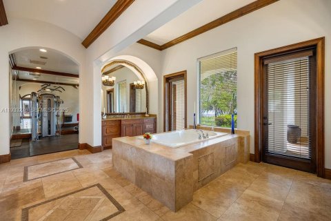 Купить виллу или дом в Санфорд, Флорида 5 спален, 858.32м2, № 1991388 - фото 21