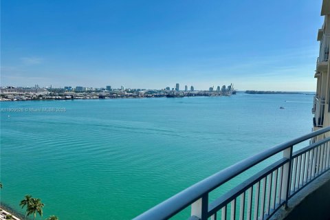 Copropriété à louer à Miami, Floride: 1 chambre, 68.28 m2 № 1966339 - photo 1