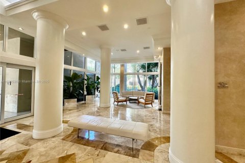 Copropriété à louer à Miami, Floride: 1 chambre, 68.28 m2 № 1966339 - photo 4