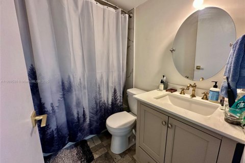 Copropriété à louer à Miami, Floride: 1 chambre, 68.28 m2 № 1966339 - photo 15