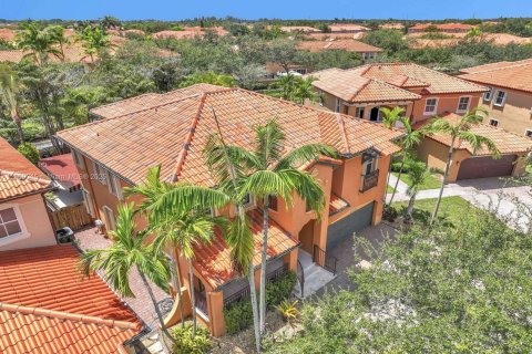 Купить виллу или дом в Майами, Флорида 3 спальни, 278.43м2, № 1922202 - фото 5
