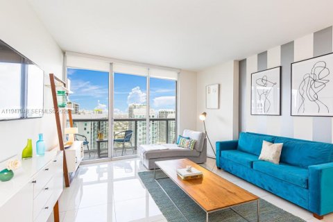 Copropriété à vendre à Miami, Floride: 1 chambre, 78.22 m2 № 2152961 - photo 3