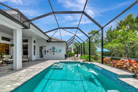 House in Sarasota, Florida 4 bedrooms, 307.41 sq.m. № 2152233 - photo 29