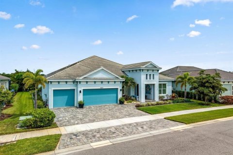 House in Sarasota, Florida 4 bedrooms, 307.41 sq.m. № 2152233 - photo 7