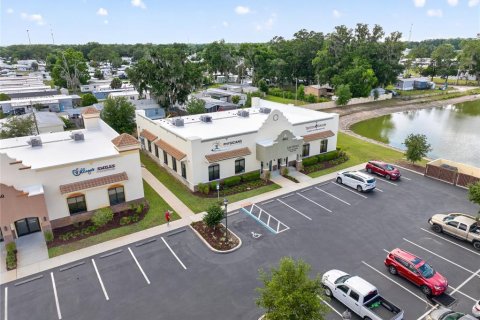 Commercial property in Wildwood, Florida 274.25 sq.m. № 2195443 - photo 25