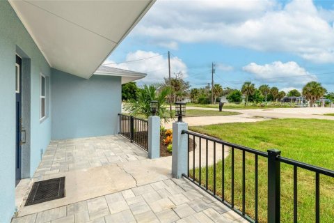Villa ou maison à vendre à Englewood, Floride: 3 chambres, 126.72 m2 № 1911337 - photo 13