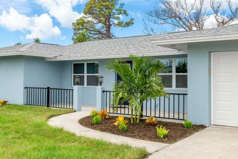 Villa ou maison à vendre à Englewood, Floride: 3 chambres, 126.72 m2 № 1911337 - photo 11