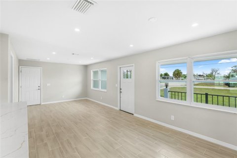 Villa ou maison à vendre à Englewood, Floride: 3 chambres, 126.72 m2 № 1911337 - photo 17