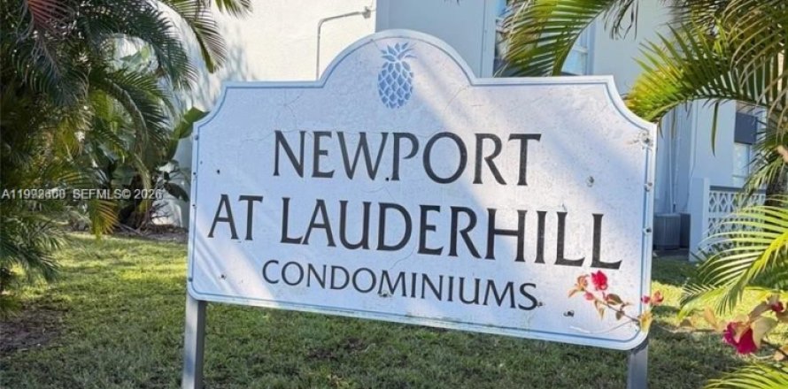 Condo in Lauderhill, Florida, 2 bedrooms  № 2066113