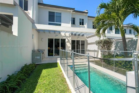 Adosado en alquiler en Pinecrest, Florida, 4 dormitorios, 196.12 m2 № 1944563 - foto 15