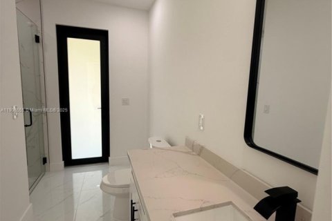 House in Lehigh Acres, Florida 3 bedrooms № 2013236 - photo 19