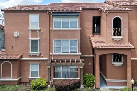 Condominio en alquiler en Orlando, Florida, 1 dormitorio, 66.05 m2 № 1842142 - foto 2