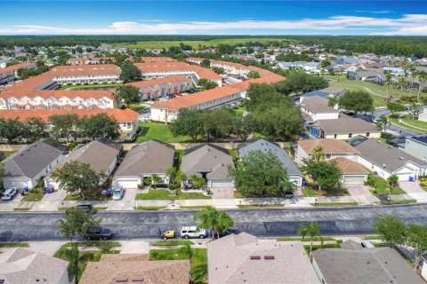 Casa en venta en Kissimmee, Florida, 3 dormitorios, 130.81 m2 № 1771332 - foto 7
