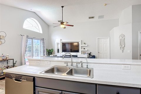 Casa en venta en Kissimmee, Florida, 3 dormitorios, 130.81 m2 № 1771332 - foto 19