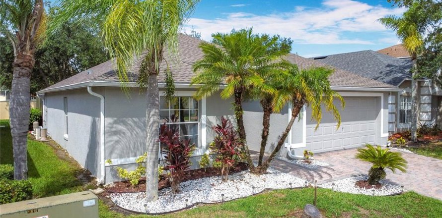 Casa en Kissimmee, Florida 3 dormitorios, 130.81 m2 № 1771332