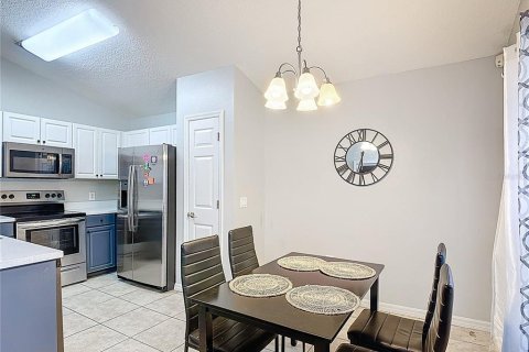 Casa en venta en Kissimmee, Florida, 3 dormitorios, 130.81 m2 № 1771332 - foto 14