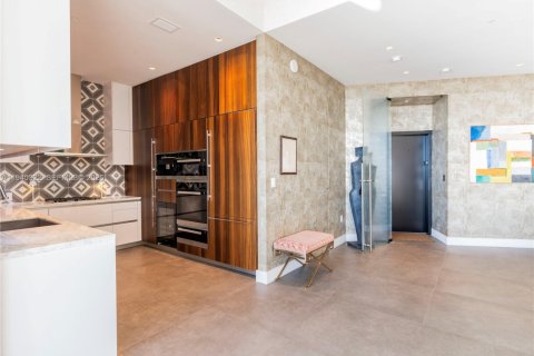 Купить кондоминиум в Майами, Флорида 3 спальни, 278.24м2, № 2001974 - фото 13