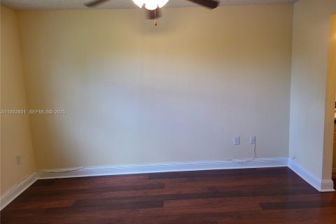 Купить кондоминиум в Санрайз, Флорида 2 спальни, 91.6м2, № 1991017 - фото 7