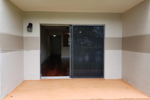 Купить кондоминиум в Санрайз, Флорида 2 спальни, 91.6м2, № 1991017 - фото 19