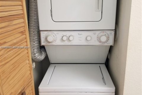 Купить кондоминиум в Санрайз, Флорида 2 спальни, 91.6м2, № 1991017 - фото 18