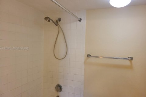 Купить кондоминиум в Санрайз, Флорида 2 спальни, 91.6м2, № 1991017 - фото 12