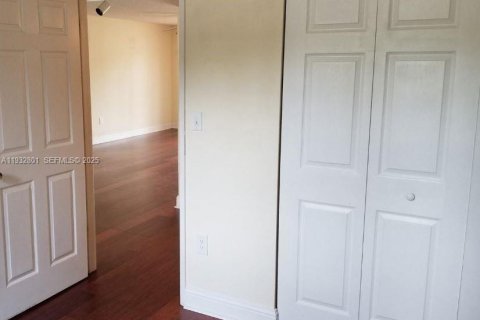 Купить кондоминиум в Санрайз, Флорида 2 спальни, 91.6м2, № 1991017 - фото 15