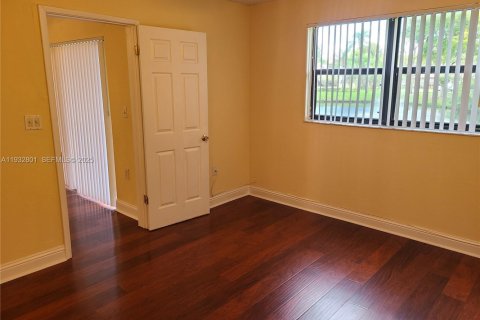 Купить кондоминиум в Санрайз, Флорида 2 спальни, 91.6м2, № 1991017 - фото 6