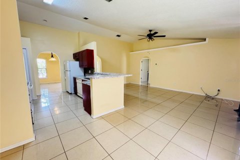Casa en venta en Kissimmee, Florida, 4 dormitorios, 156.08 m2 № 1916957 - foto 6