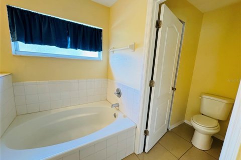 Casa en venta en Kissimmee, Florida, 4 dormitorios, 156.08 m2 № 1916957 - foto 9