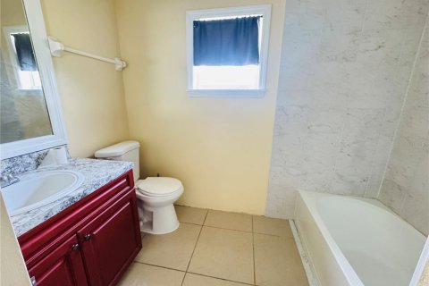 Casa en venta en Kissimmee, Florida, 4 dormitorios, 156.08 m2 № 1916957 - foto 11