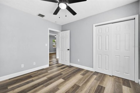 House in Largo, Florida 3 bedrooms, 122.35 sq.m. № 1876437 - photo 20