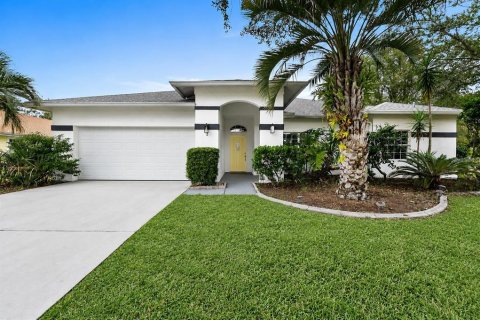 Casa en Palm Coast, Florida 4 dormitorios, 192.12 m2 № 2117261