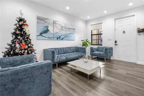 Купить таунхаус в Хайалиа, Флорида 4 спальни, 172.98м2, № 1984075 - фото 7