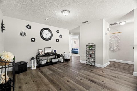 Casa en venta en New Port Richey, Florida, 3 dormitorios, 178.84 m2 № 2103099 - foto 7