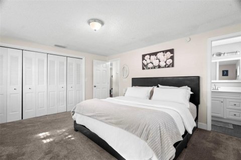 Casa en venta en New Port Richey, Florida, 3 dormitorios, 178.84 m2 № 2103099 - foto 13