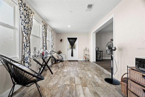 Casa en venta en New Port Richey, Florida, 3 dormitorios, 178.84 m2 № 2103099 - foto 17