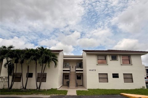 Copropriété à louer à Miami, Floride: 3 chambres, 112.88 m2 № 2085583 - photo 2