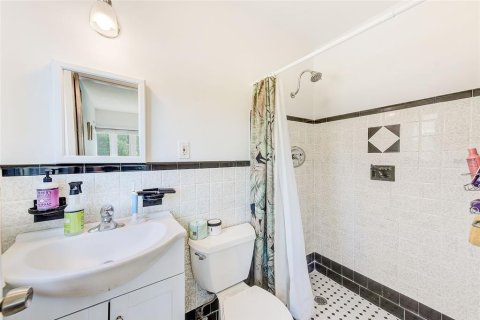 Купить коммерческую недвижимость в Сент-Питерсберг, Флорида 4 спальни, 174.66м2, № 1879787 - фото 16