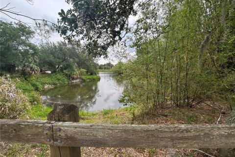 Terreno en venta en Punta Gorda, Florida № 1682967 - foto 6
