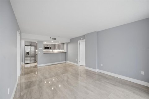 Condominio en venta en Clearwater, Florida, 2 dormitorios, 99.87 m2 № 2421807 - foto 11