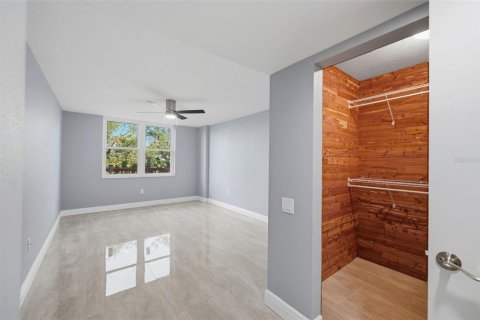 Condominio en venta en Clearwater, Florida, 2 dormitorios, 99.87 m2 № 2421807 - foto 12