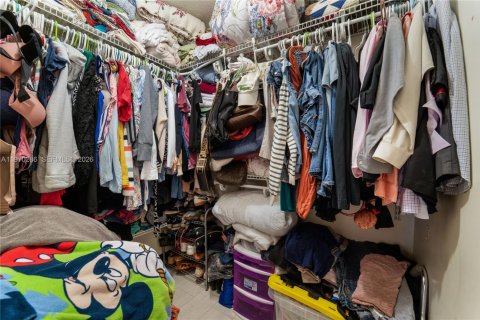 Casa en venta en Miami, Florida, 3 dormitorios, 136.57 m2 № 2032470 - foto 13