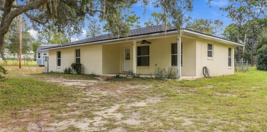 Casa en Homosassa, Florida 3 dormitorios № 2405440