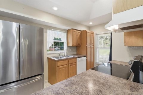 Casa en venta en Homosassa, Florida, 3 dormitorios № 2405440 - foto 11