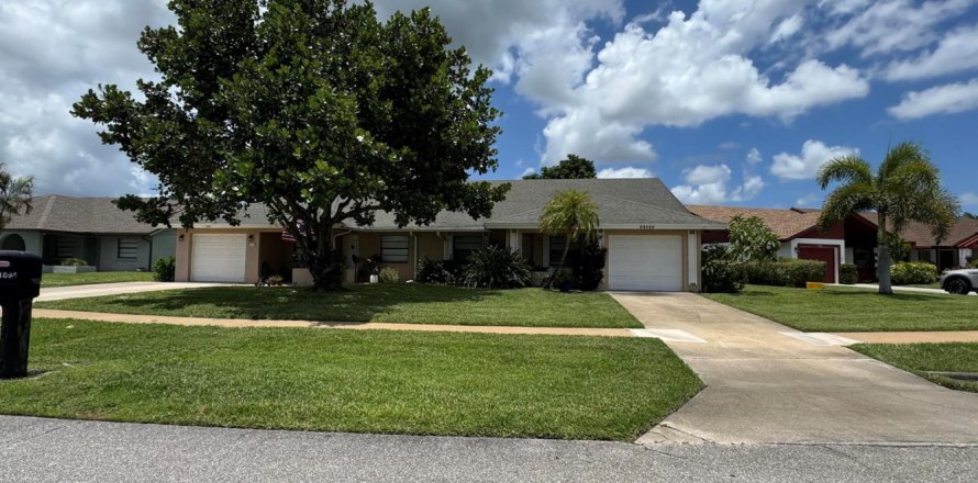 Appartement à Wellington, Floride 2 chambres, 139.45 m2 № 2276063