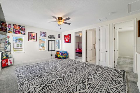 Casa en venta en Wesley Chapel, Florida, 4 dormitorios, 226.4 m2 № 1870220 - foto 12