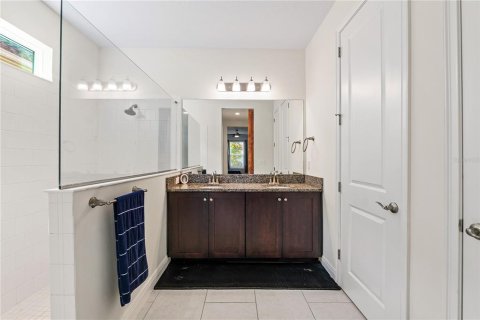 Casa en venta en Wesley Chapel, Florida, 4 dormitorios, 226.4 m2 № 1870220 - foto 27